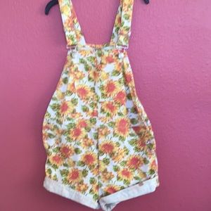 Tallow Sunflower Short Overalls woman’s sz4